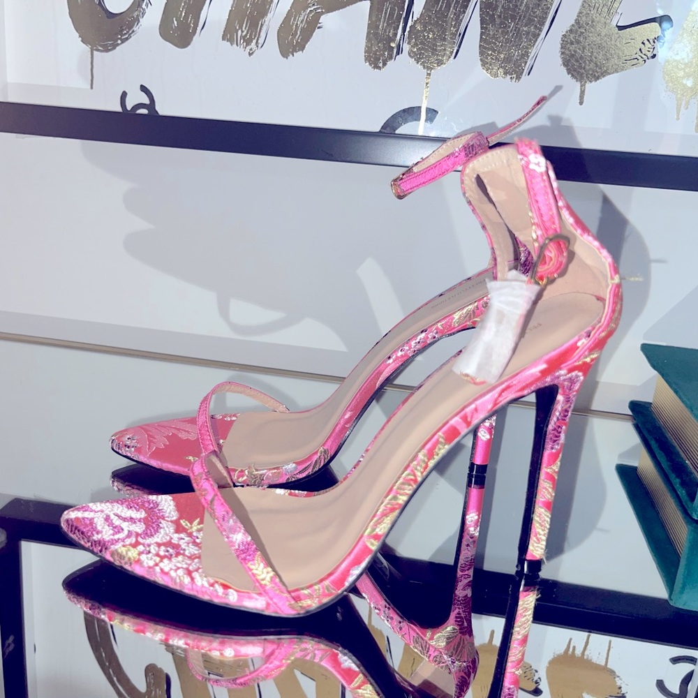 Pretty Oriental Pink Heels -Pretty Little Thing